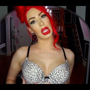 Victoria’s Secret Pink cheetah bra